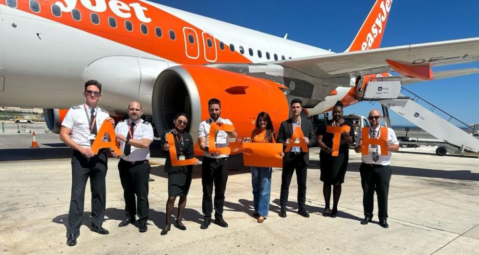 EASY JET